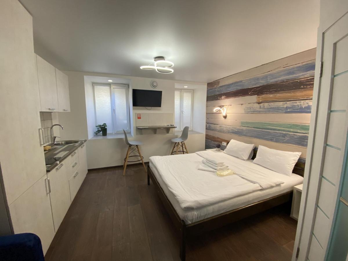 Apartments On Chaykovskogo 16 Odessa Esterno foto